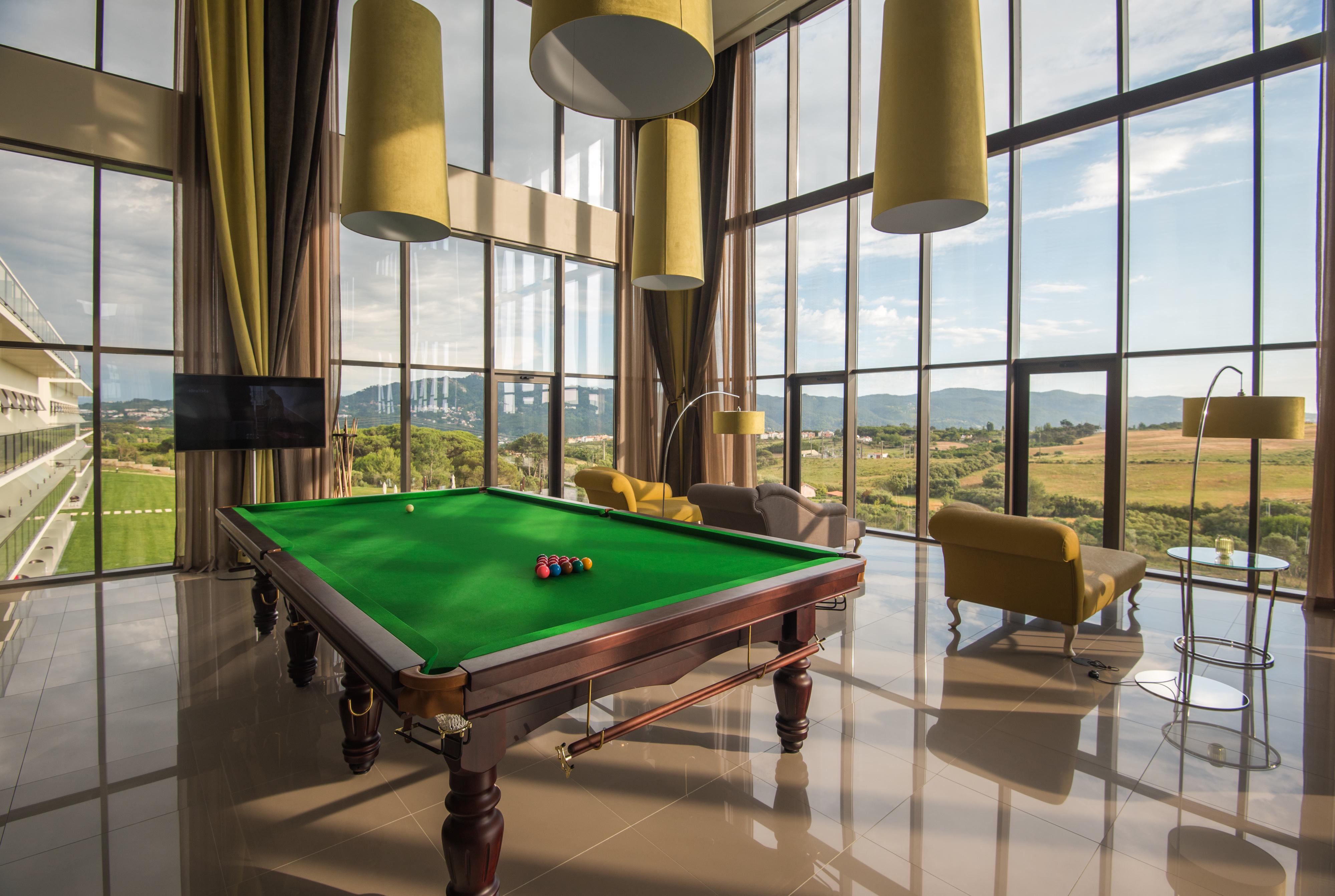 Vila Gale Sintra Eksteriør billede A pool table