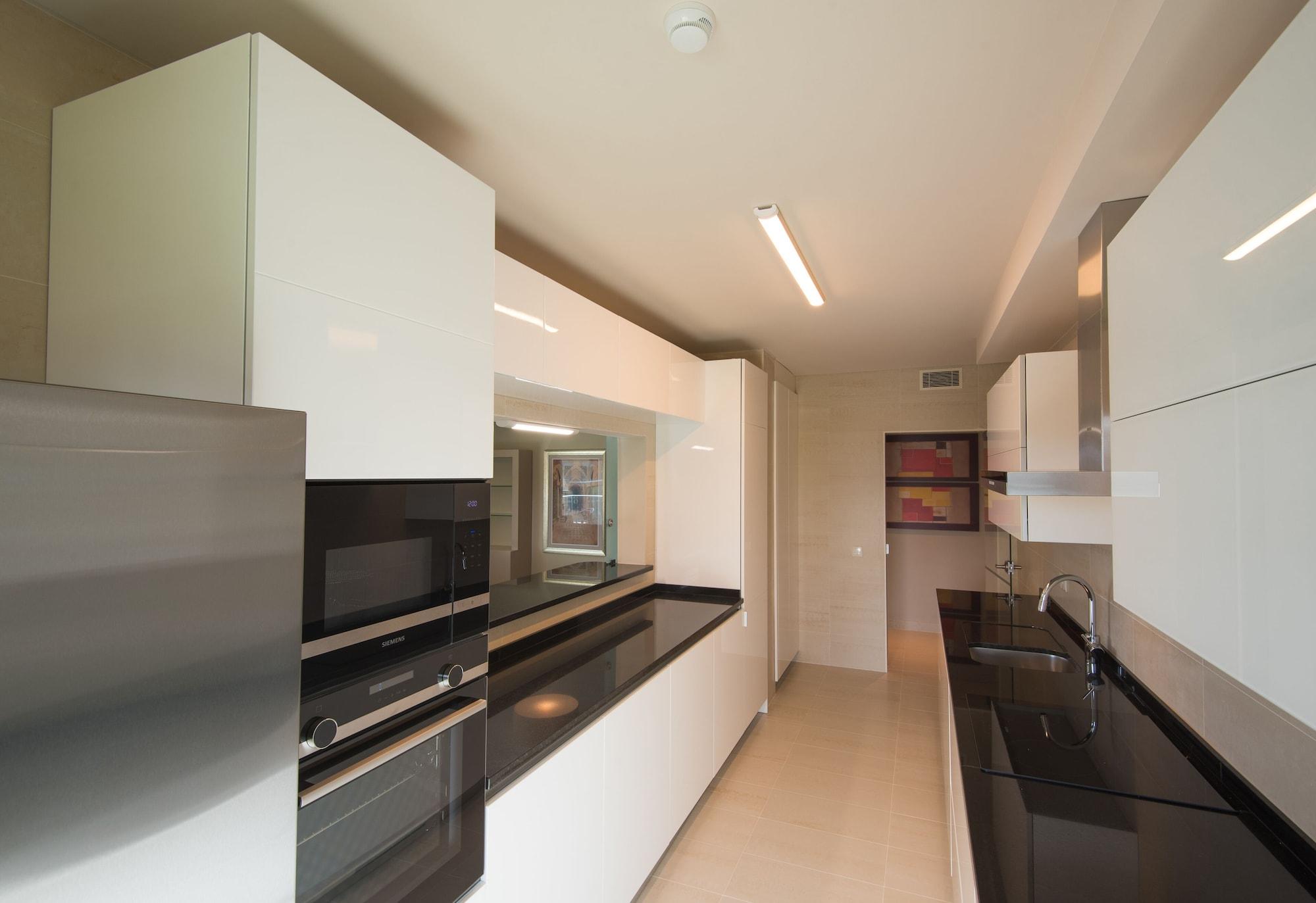 Vila Gale Sintra Eksteriør billede A modern kitchen